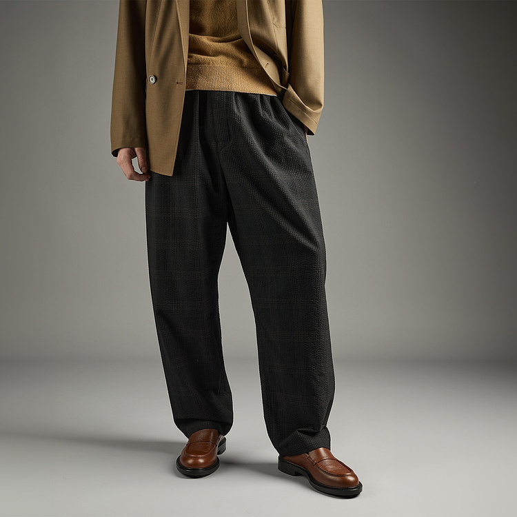 JOHN LOAFER