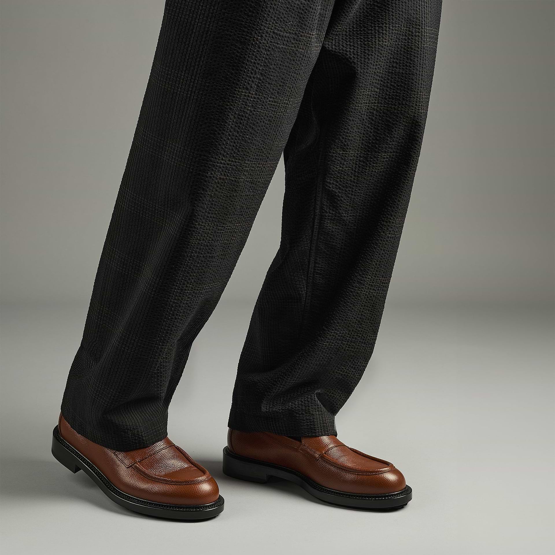 JOHN LOAFER