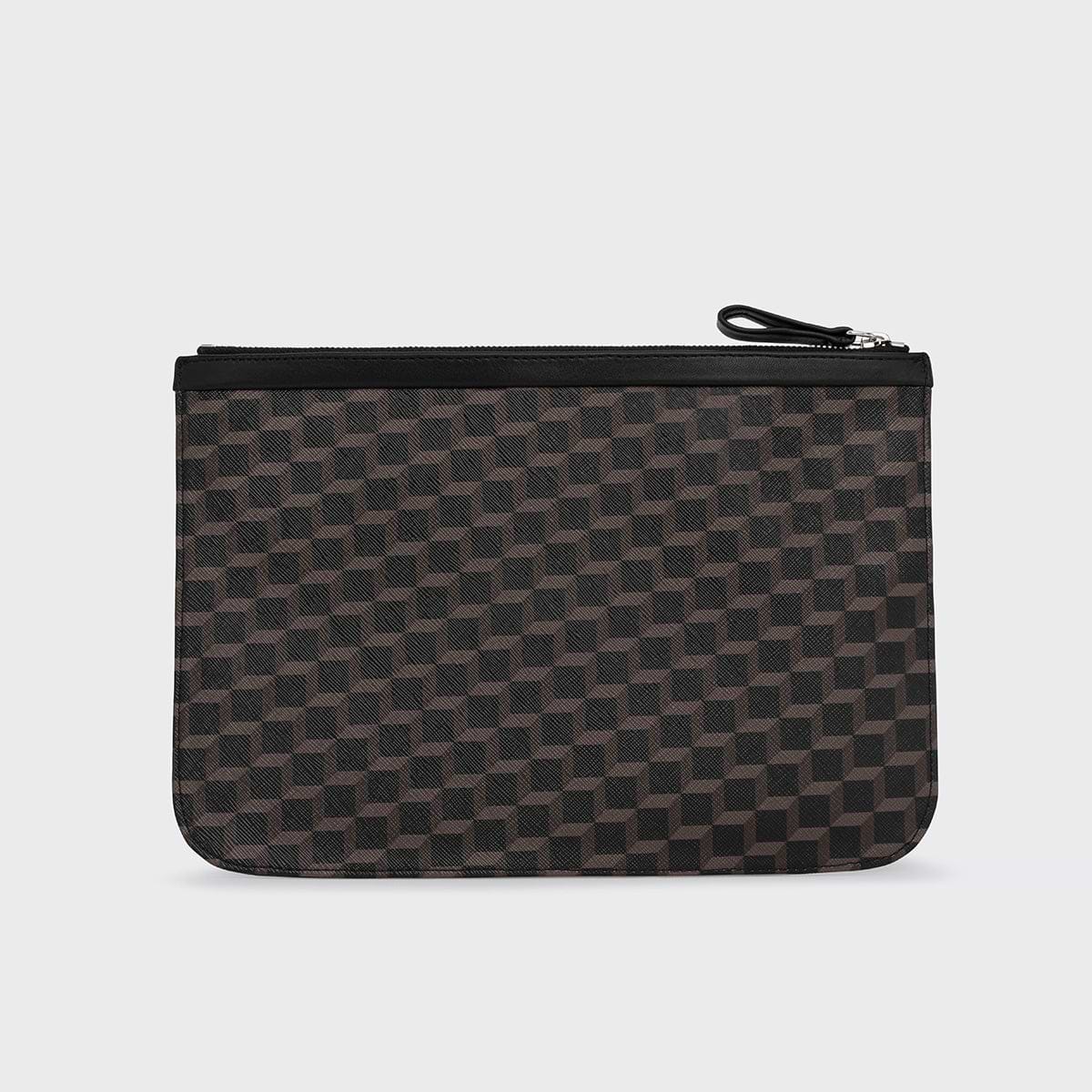 POUCH