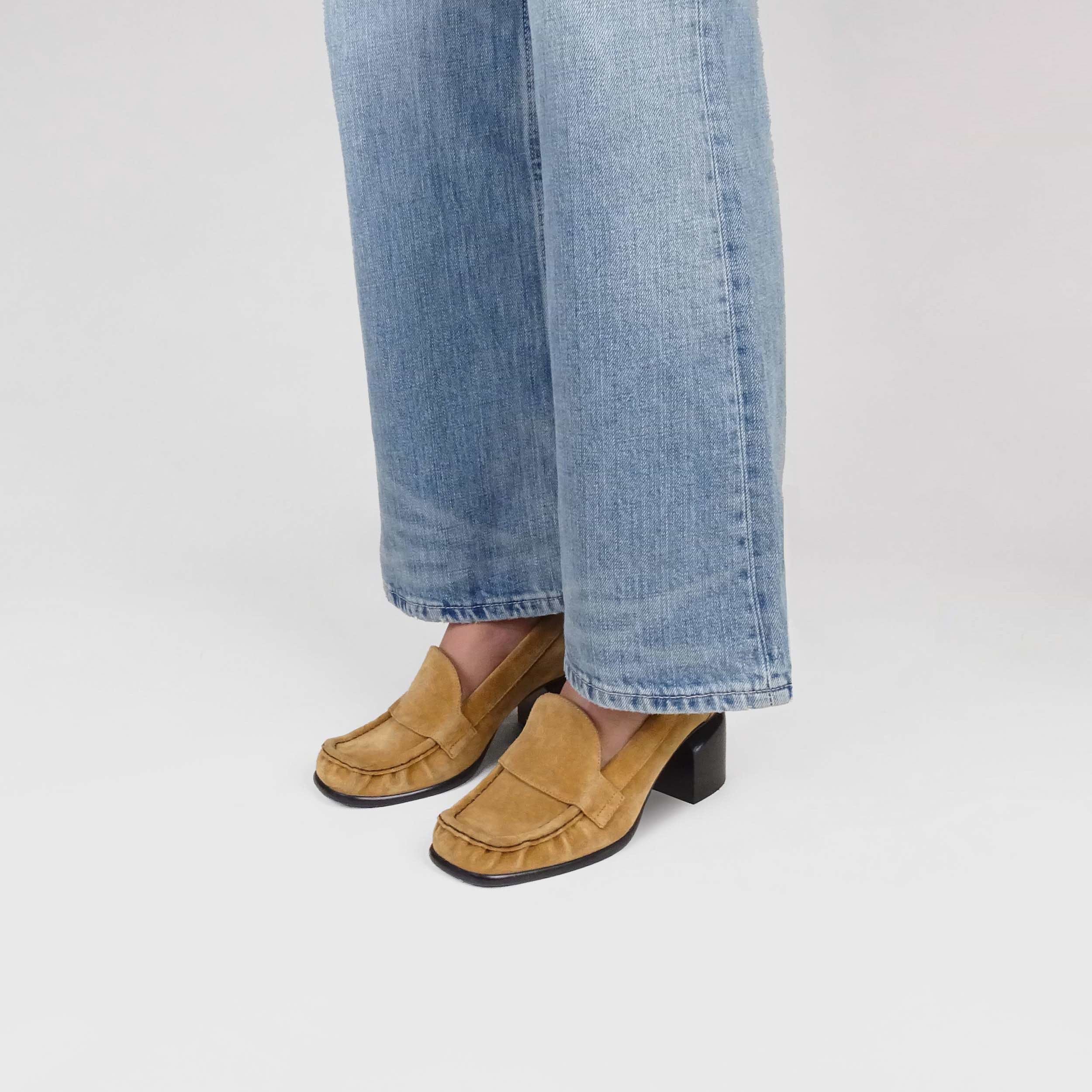 ROMY HEELED LOAFER