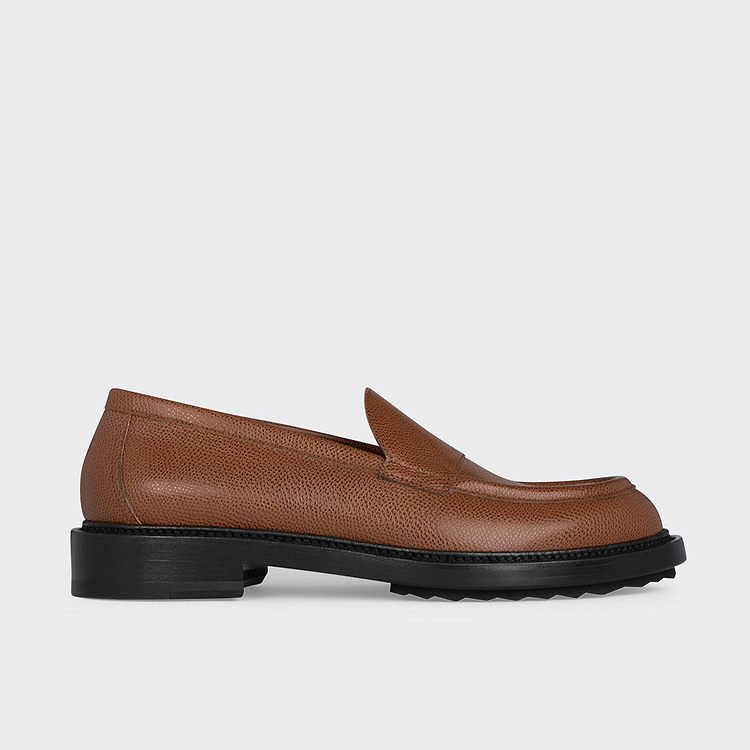 JOHN LOAFER