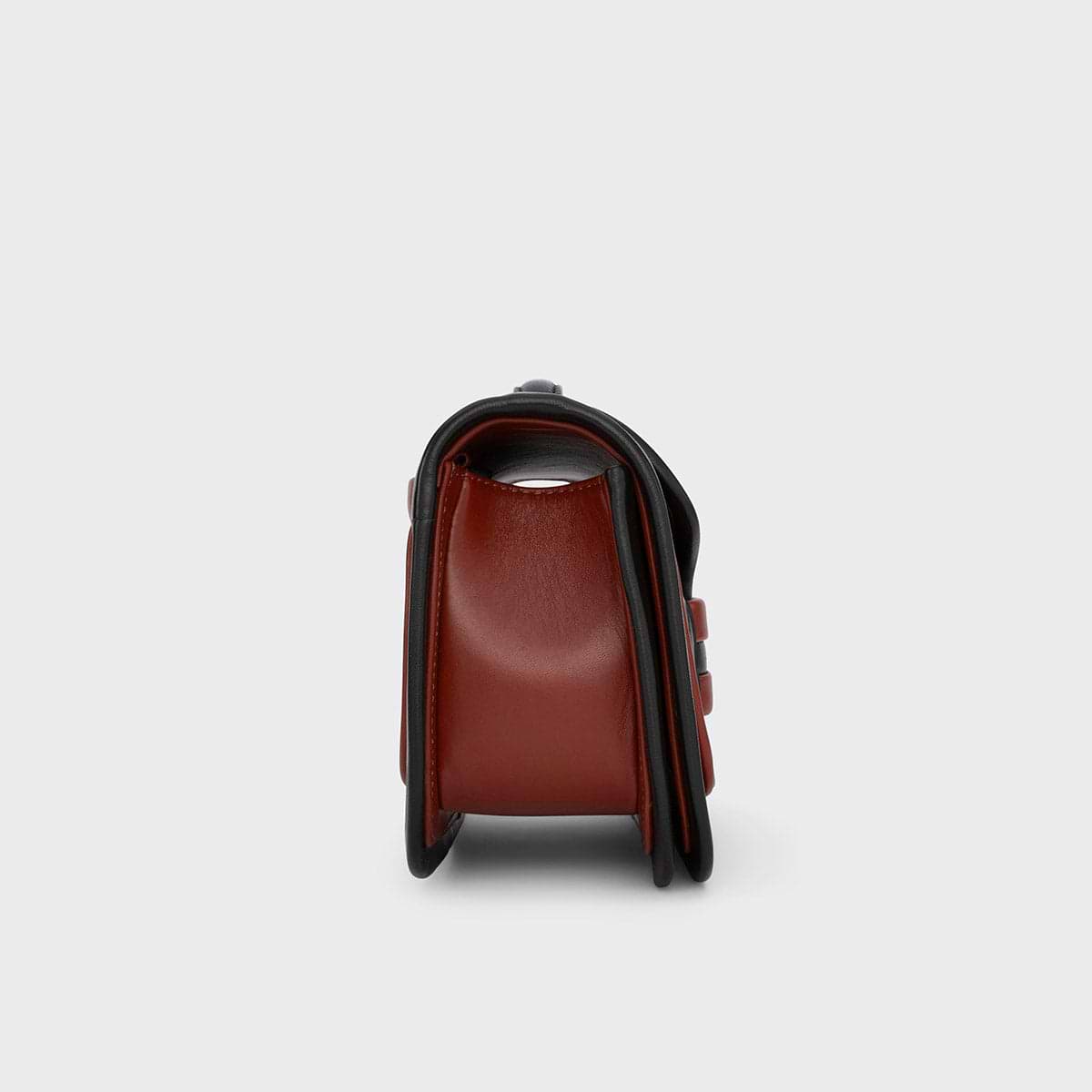 【Pierre Hardy】SS25 ALPHA MAXI ハンドバッグ ALPHA_MAXI_LAMB_BURGUNDY_BLACK