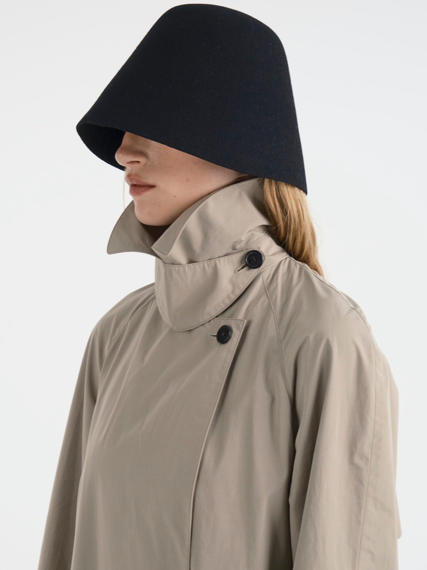 Vionne Trench in Cotton Nylon - AFLALO