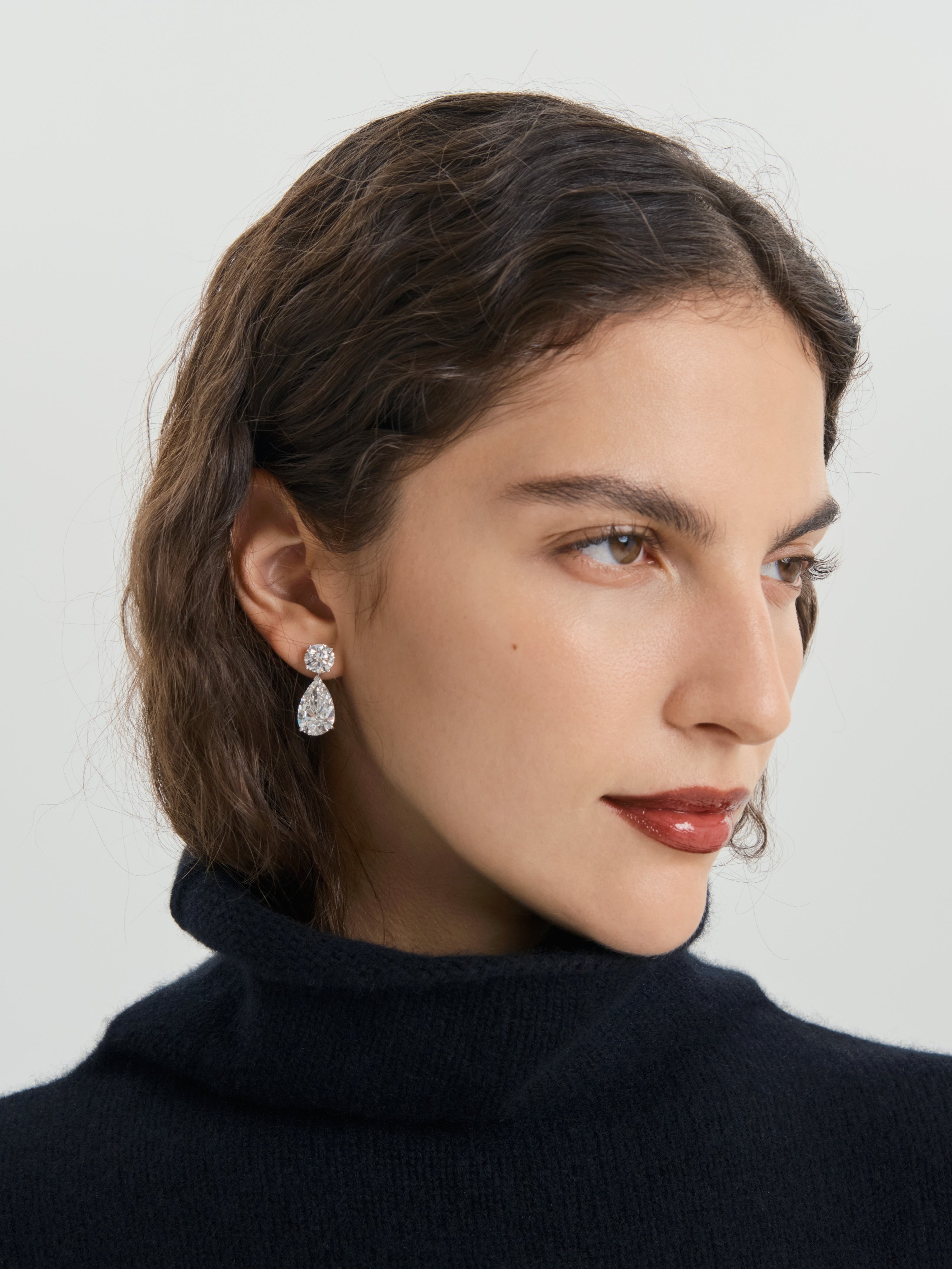 Janes Tears Earrings in White Gold