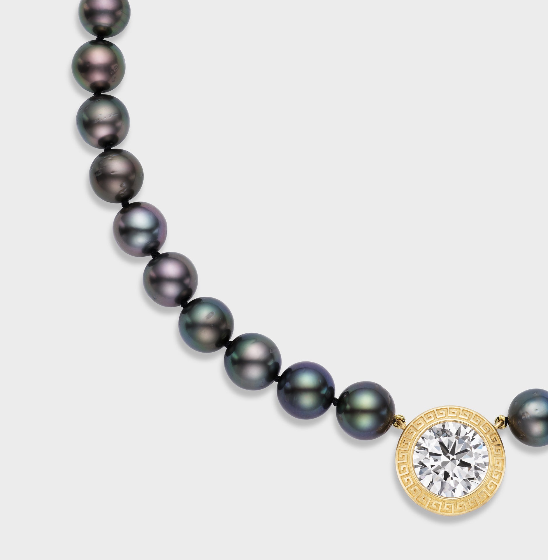 Tahitian Oracle Strand Necklace in Gold