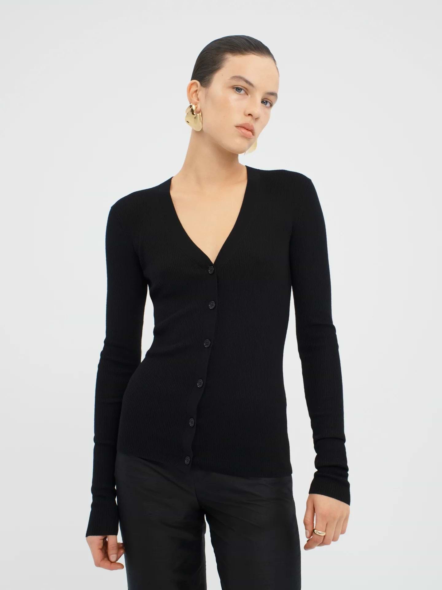 Fialla Cardigan in Wool - AFLALO