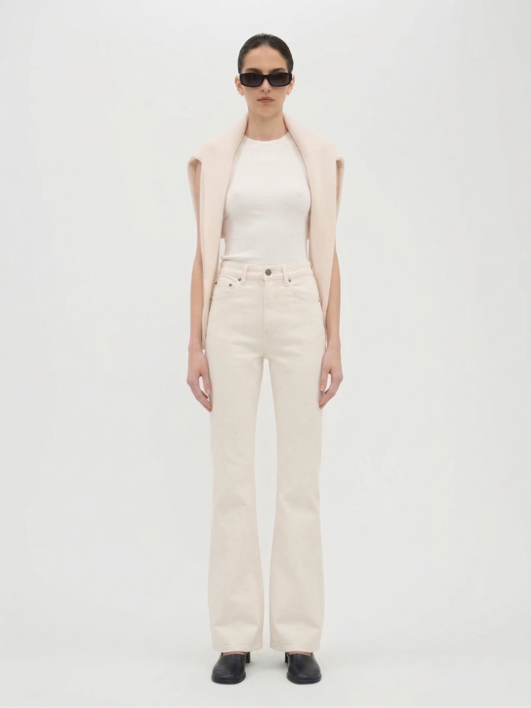 Brontë Jean in Rigid Denim