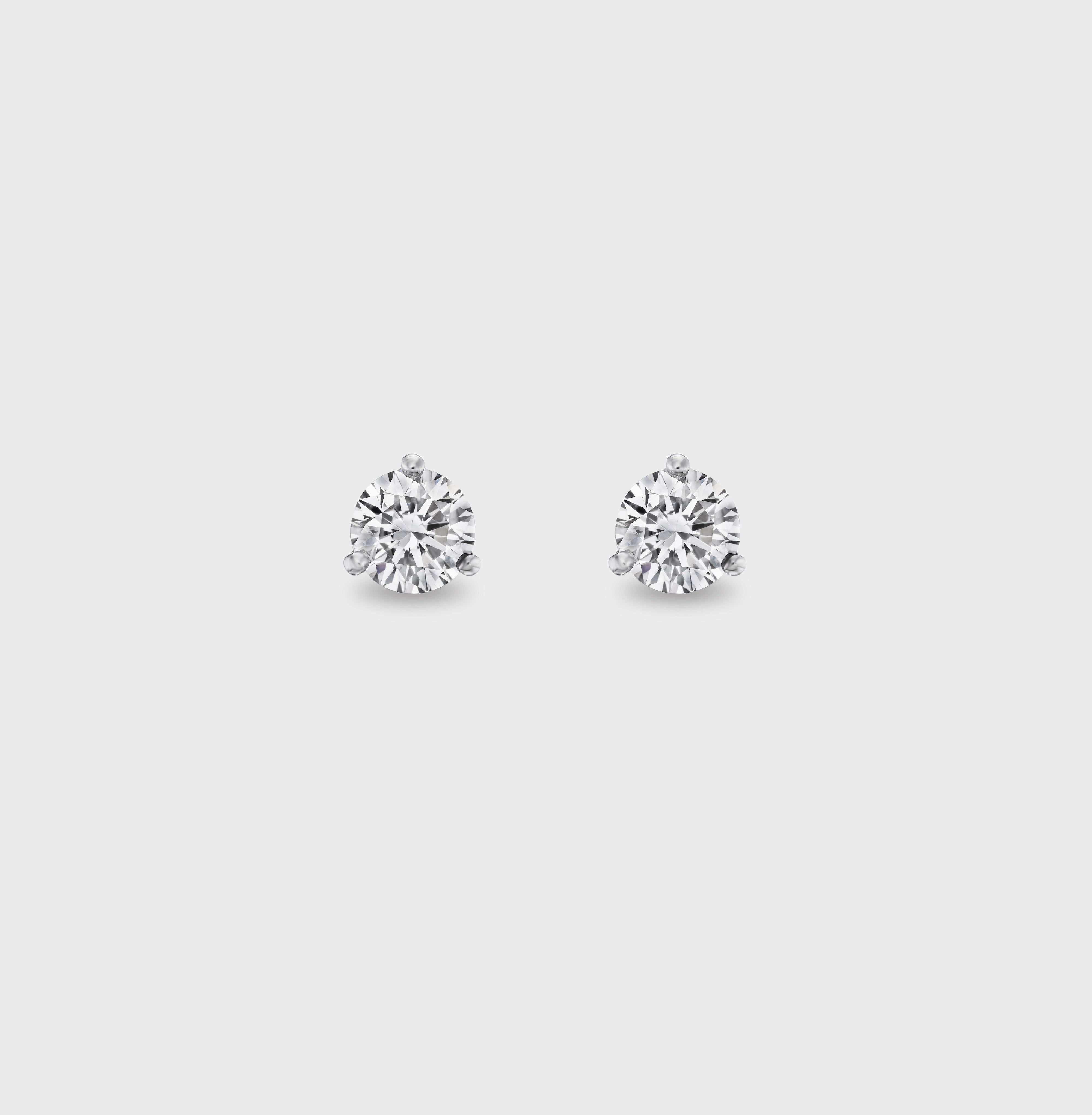 Easy Stud Earrings in White Gold