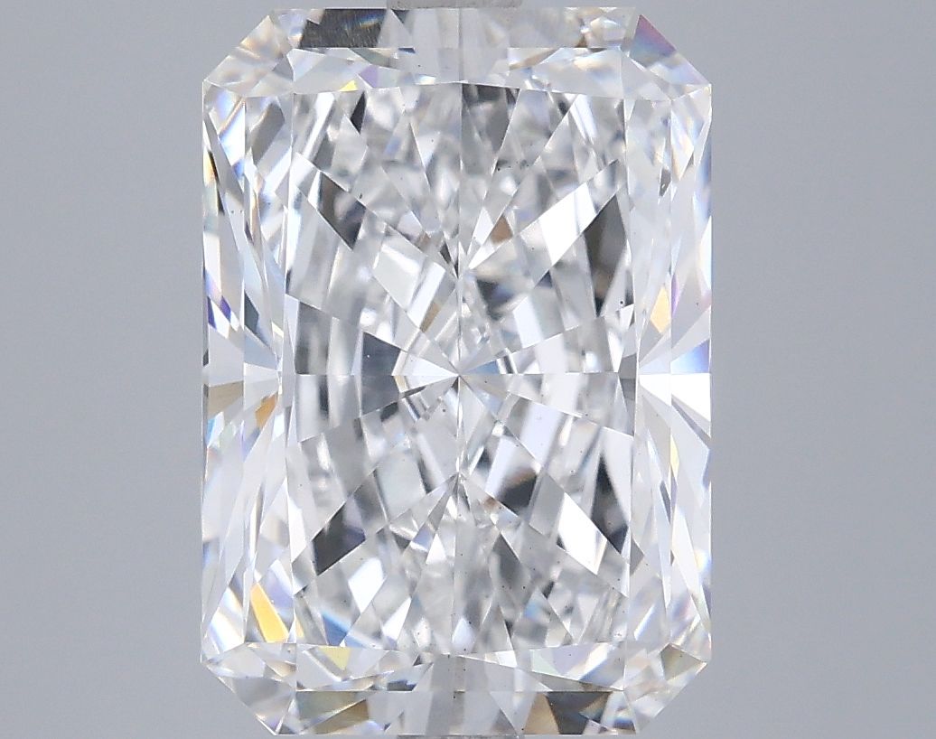 _roll_image@ #carat-weight_5+shape_radiant+quality_g-si