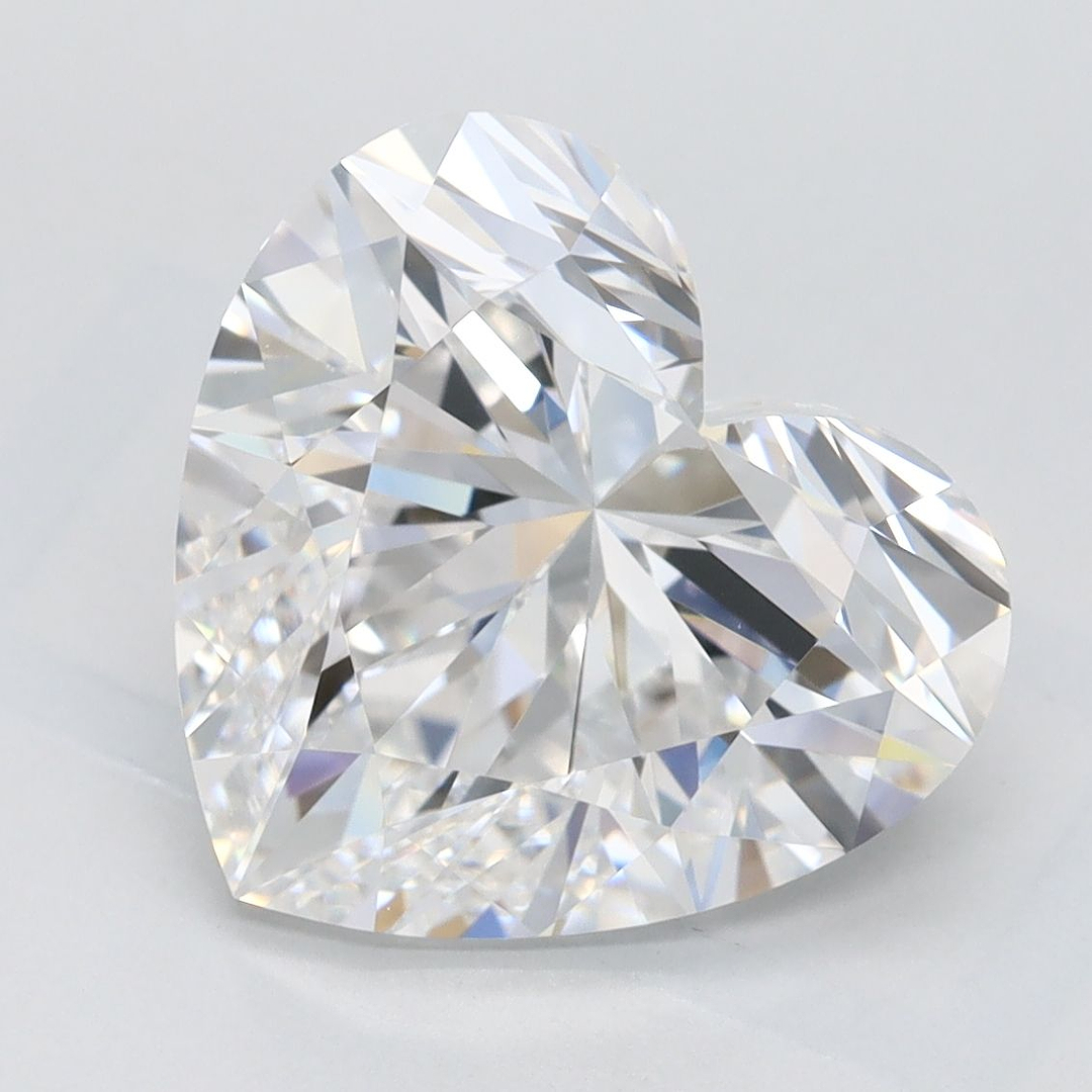 _roll_image@ #carat-weight_4+shape_heart+quality_g-si