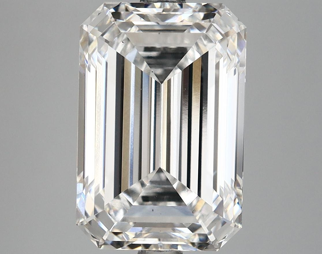 4.79 Carat Emerald Shaped Excellent Cut VS2 IGI Certified Lab Grown Diamond