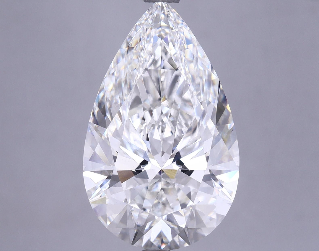 6.76 Carat Pear Shaped Ideal Cut VS2 IGI Certified Lab Grown Diamond