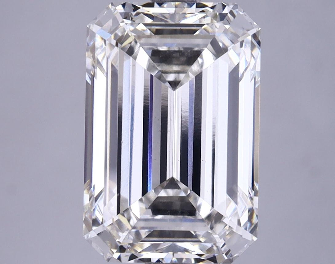4.64 Carat Emerald Shaped Excellent Cut VS1 IGI Certified Lab Grown Diamond