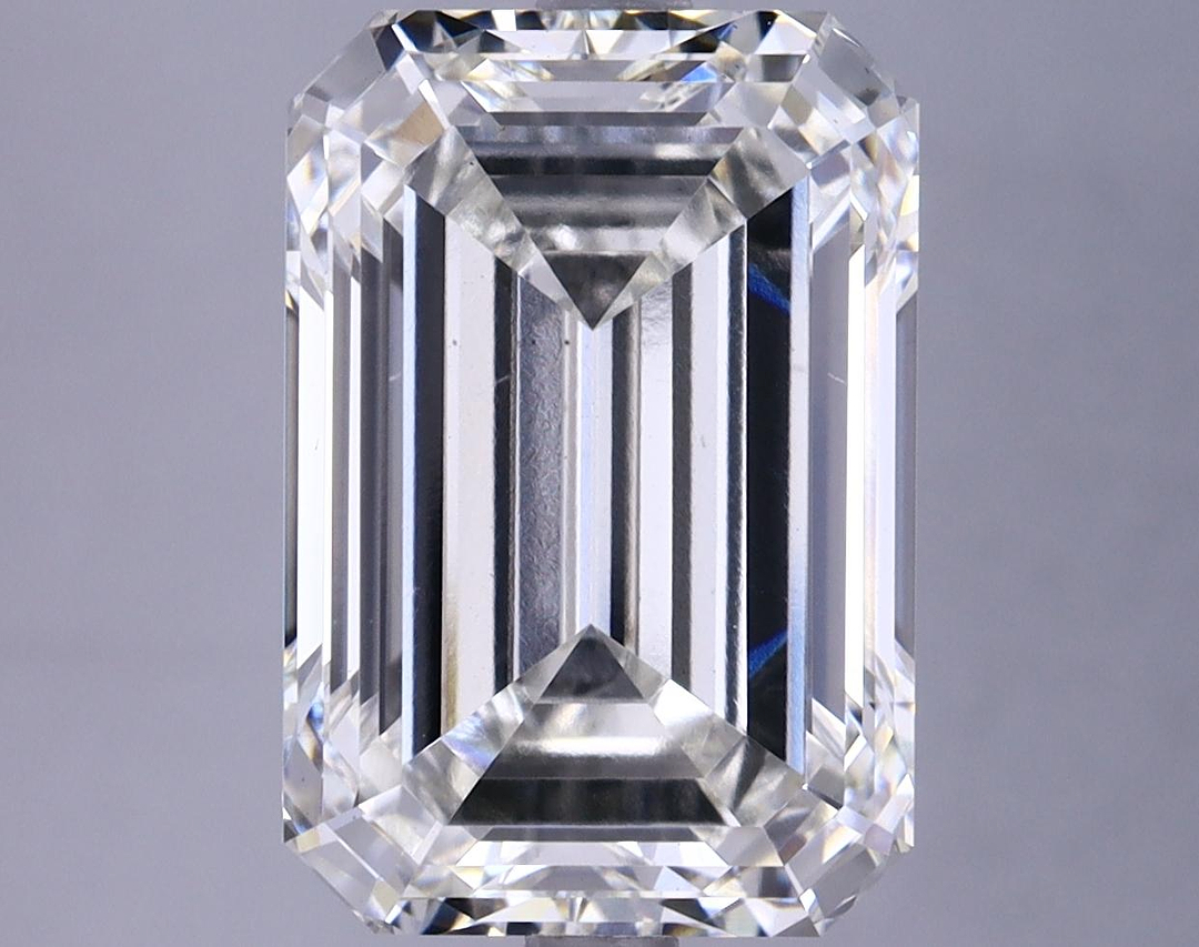 6.76 Carat Emerald Shaped Ideal Cut VS1 IGI Certified Lab Grown Diamond
