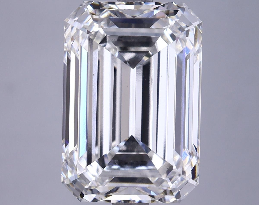 6.43 Carat Emerald Shaped Ideal Cut VS1 IGI Certified Lab Grown Diamond