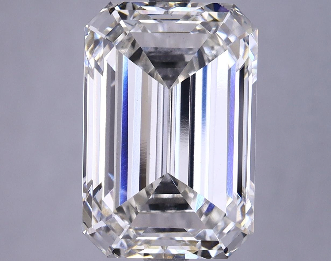 6.76 Carat Emerald Shaped Ideal Cut VS1 IGI Certified Lab Grown Diamond