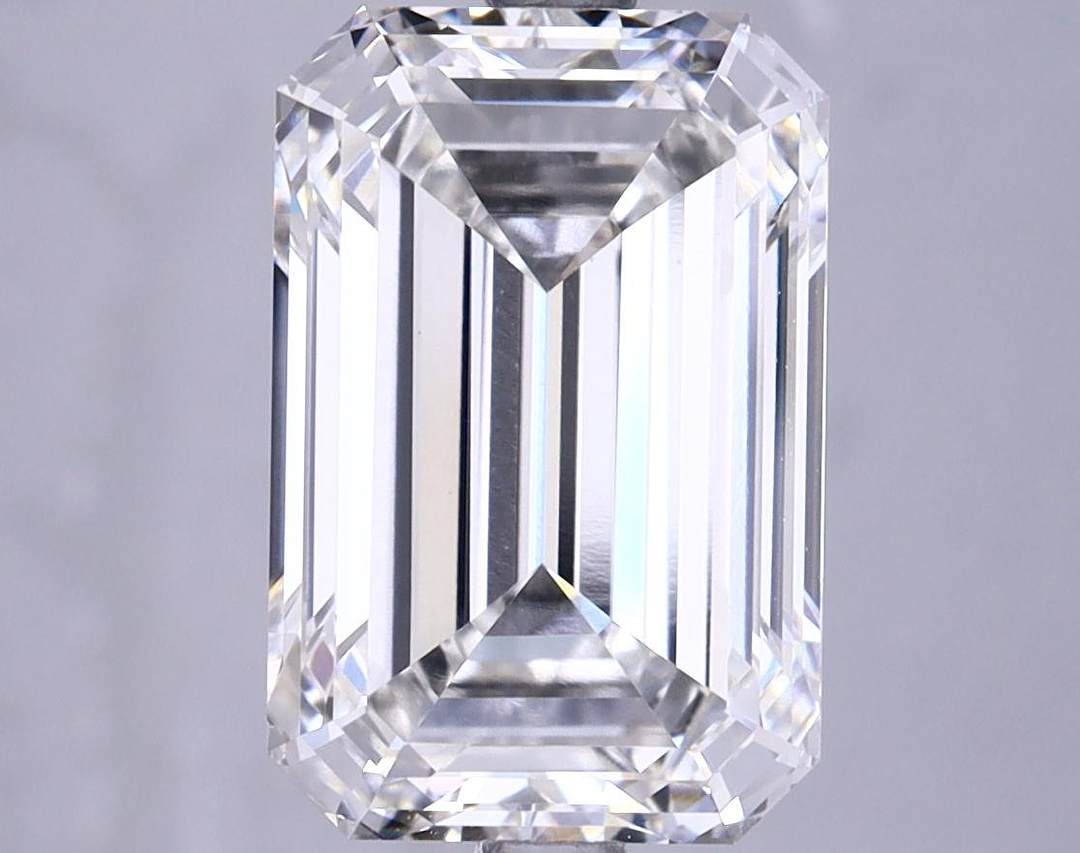 4.65 Carat Emerald Shaped Excellent Cut VVS2 IGI Certified Lab Grown Diamond