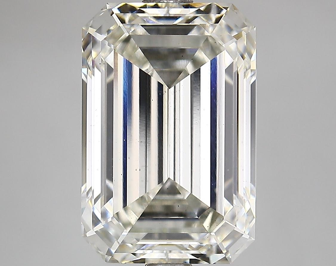 4.86 Carat Emerald Shaped Excellent Cut VS2 IGI Certified Lab Grown Diamond