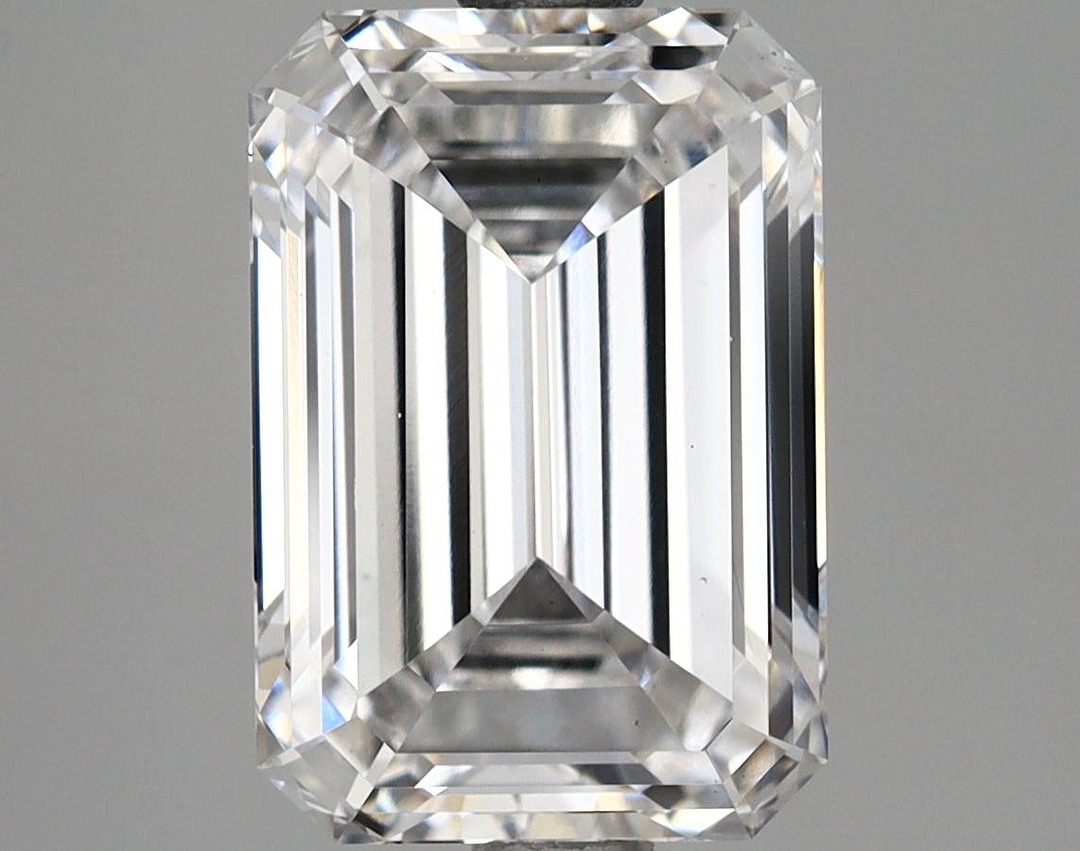 2.66 Carat Emerald Shaped Ideal Cut VS1 IGI Certified Lab Grown Diamond
