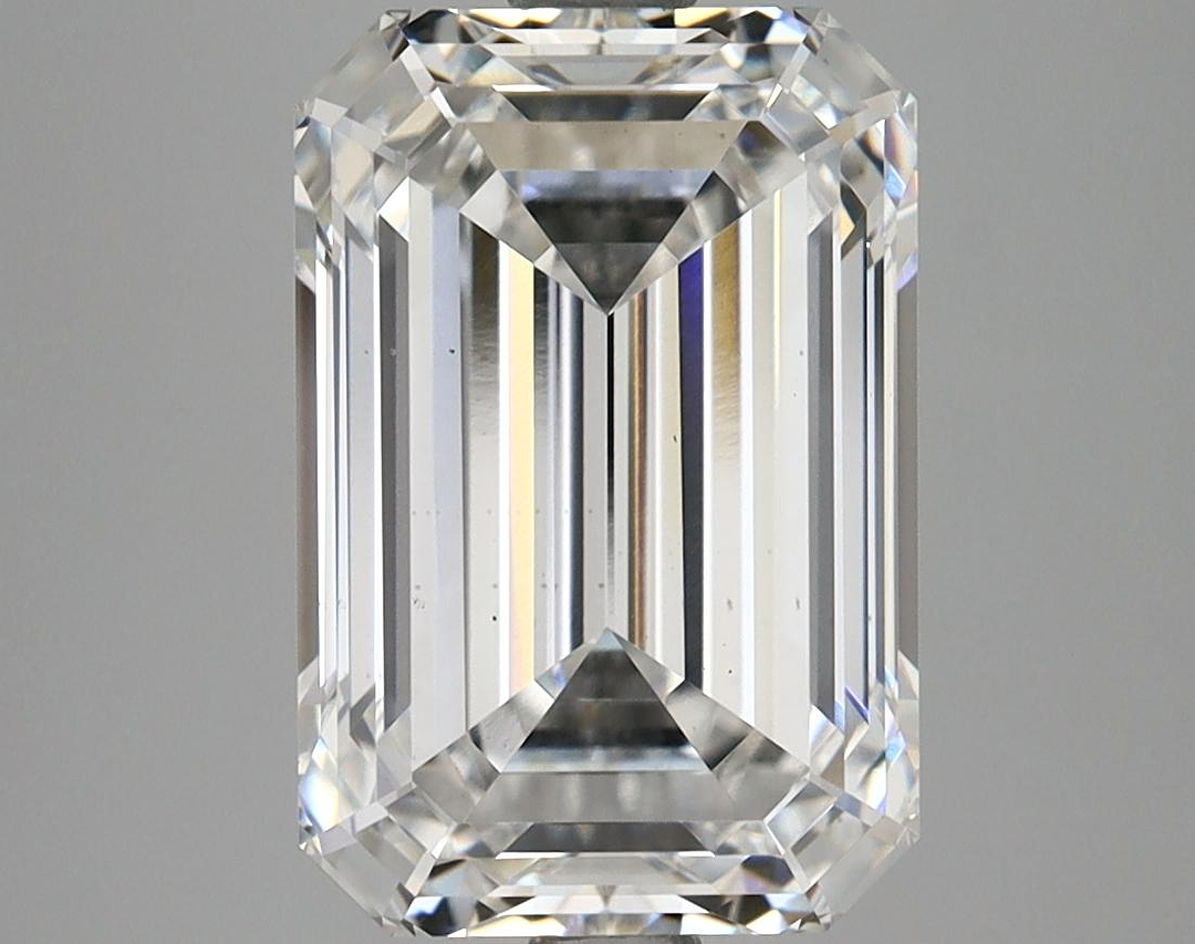4.74 Carat Emerald Shaped Excellent Cut VS2 IGI Certified Lab Grown Diamond