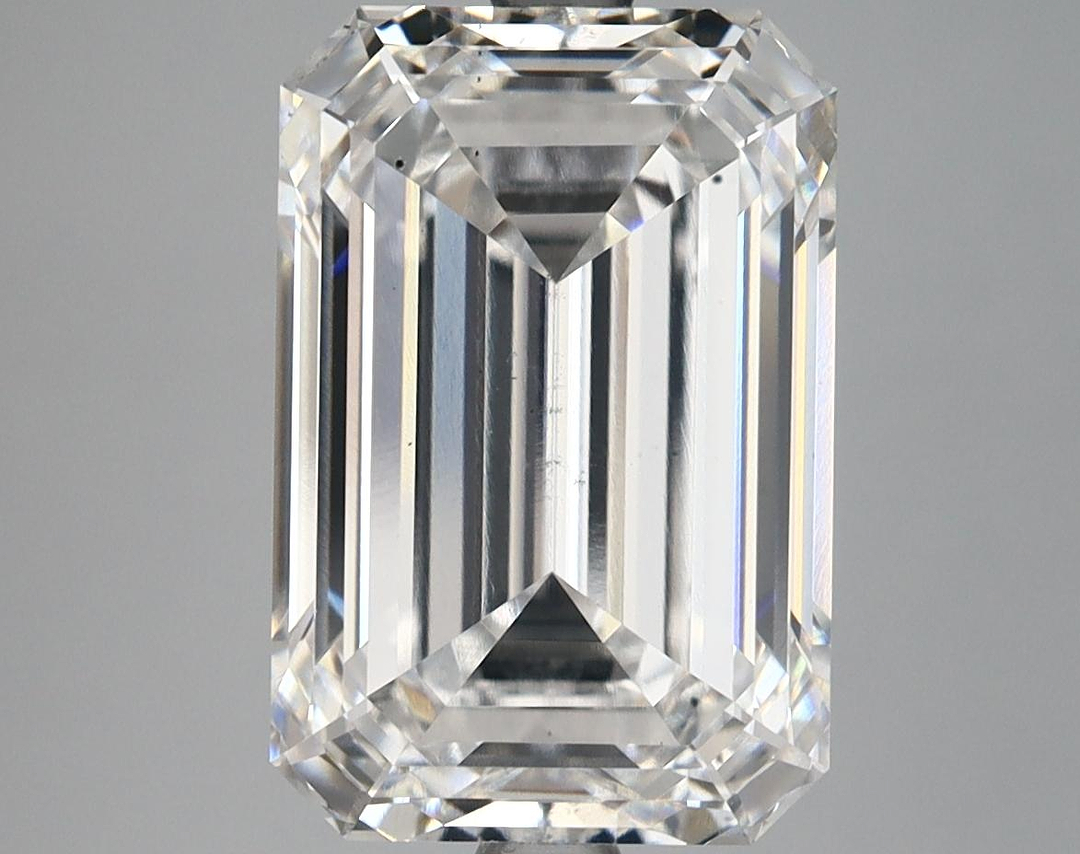5.54 Carat Emerald Shaped Excellent Cut VS2 IGI Certified Lab Grown Diamond