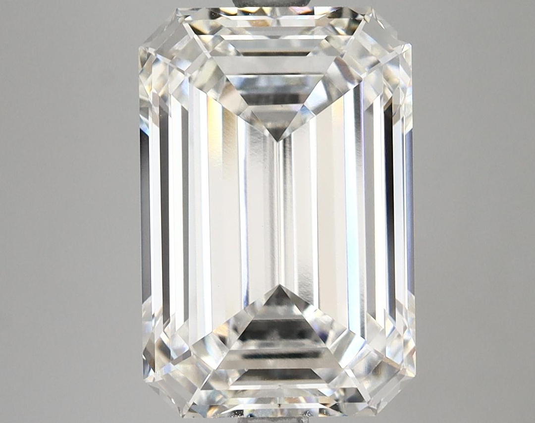5.52 Carat Emerald Shaped Excellent Cut VVS2 IGI Certified Lab Grown Diamond