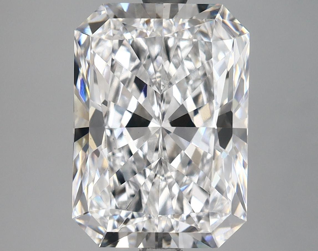 5.19 Carat Radiant Shaped Ideal Cut VS1 IGI Certified Lab Grown Diamond