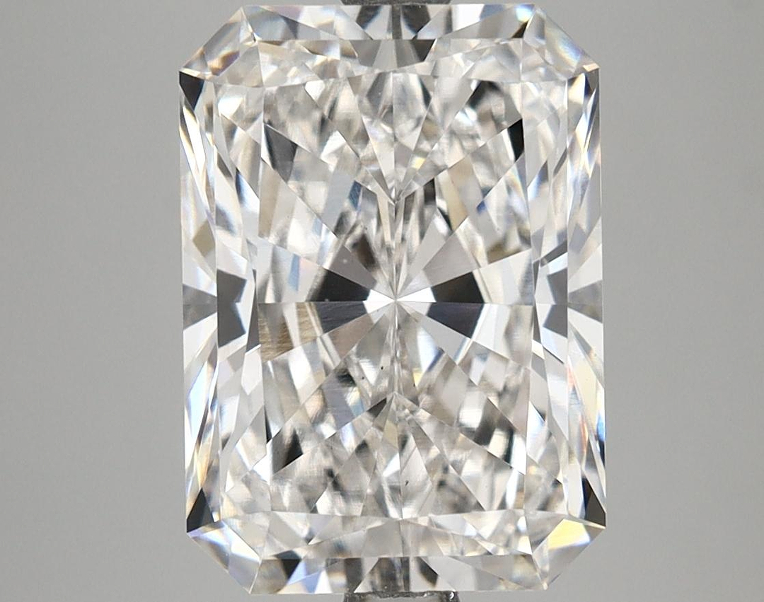 5.04 Carat Radiant Shaped Ideal Cut VS1 IGI Certified Lab Grown Diamond