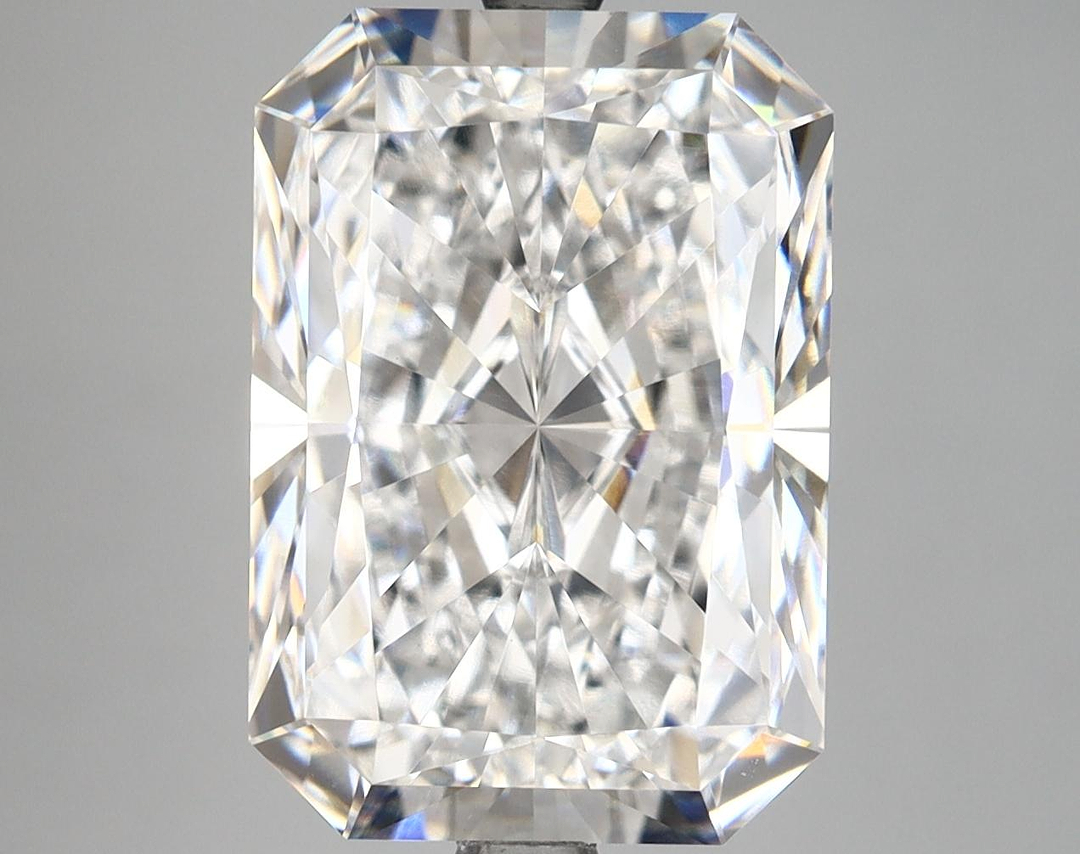 6.63 Carat Radiant Shaped Ideal Cut VVS2 IGI Certified Lab Grown Diamond