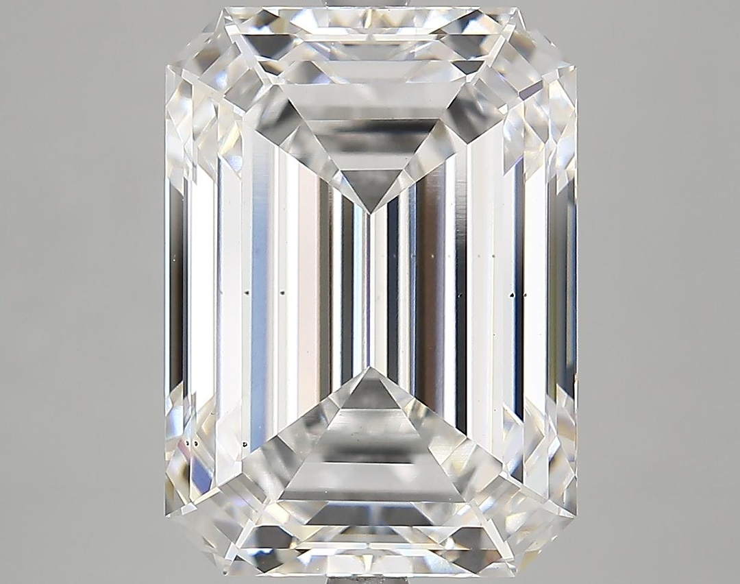 9.0 Carat Emerald Shaped Excellent Cut VS2 IGI Certified Lab Grown Diamond