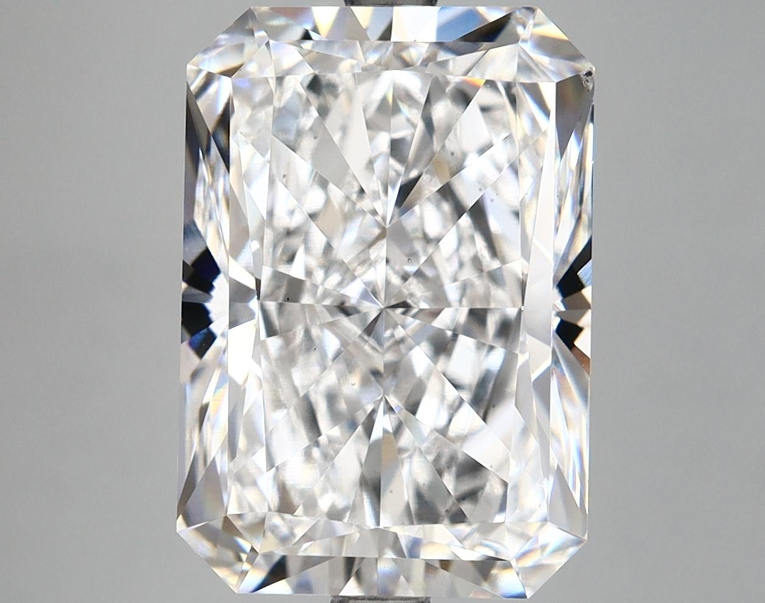 7.02 Carat Radiant Shaped Ideal Cut VS1 IGI Certified Lab Grown Diamond