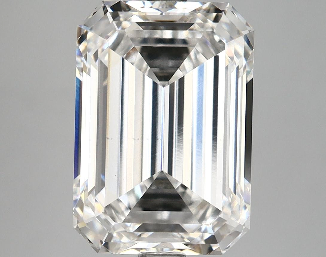 5.02 Carat Emerald Shaped Ideal Cut VS1 IGI Certified Lab Grown Diamond