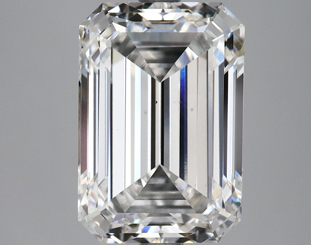 4.91 Carat Emerald Shaped Ideal Cut VS1 IGI Certified Lab Grown Diamond