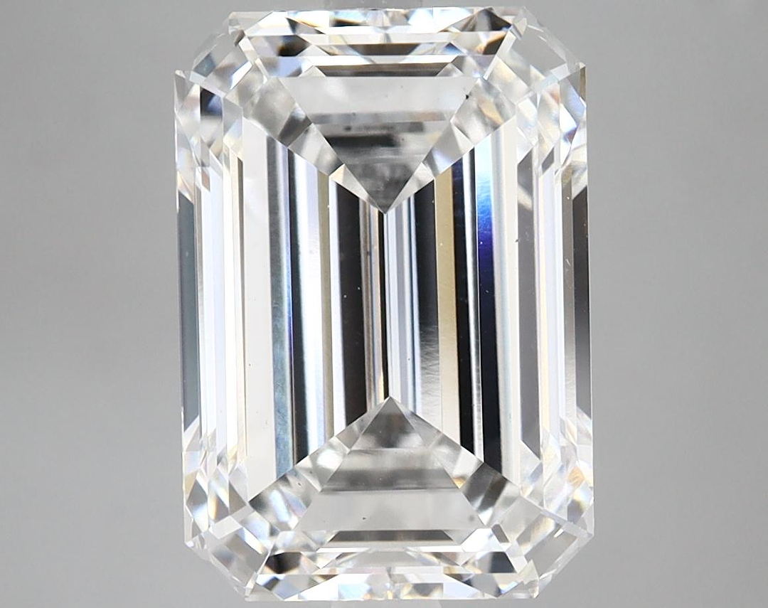 5.19 Carat Emerald Shaped Ideal Cut VS1 IGI Certified Lab Grown Diamond