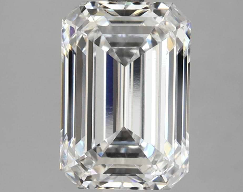 3.07 Carat Emerald Shaped Ideal Cut VS1 IGI Certified Lab Grown Diamond