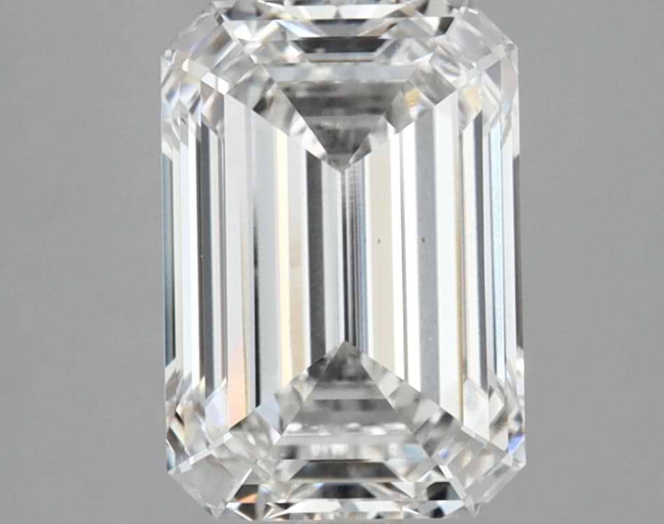 3.01 Carat Emerald Shaped Ideal Cut VS2 IGI Certified Lab Grown Diamond