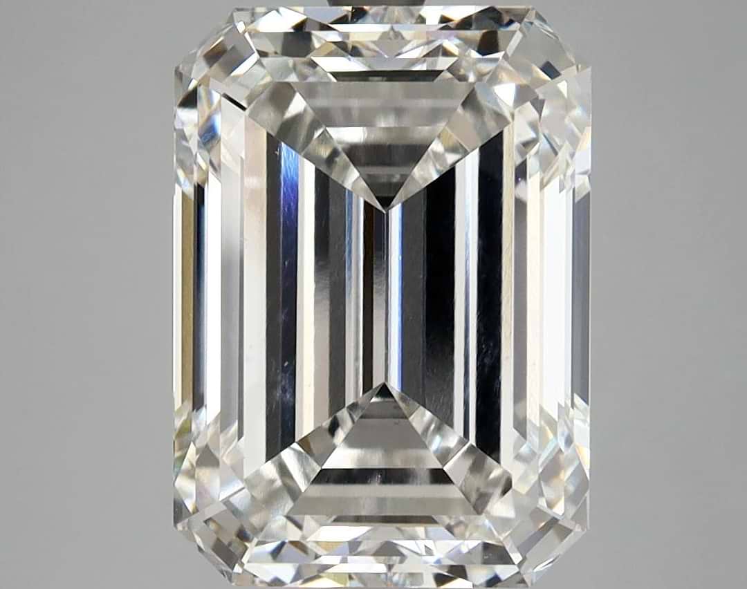 5.29 Carat Emerald Shaped Excellent Cut VS1 IGI Certified Lab Grown Diamond