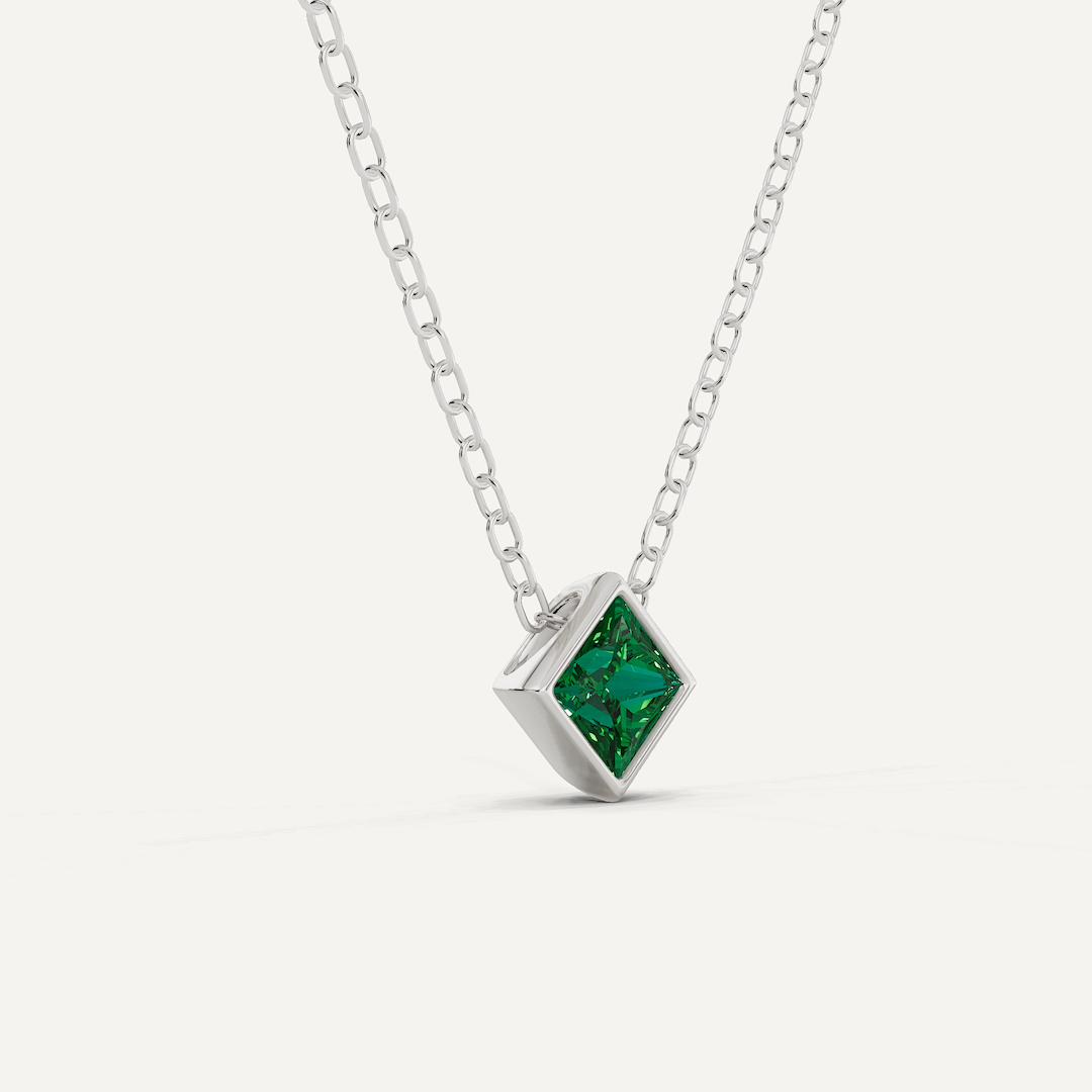 _roll_image@SKU:P2455-EMGP00250004W #metal_10k-white-gold+origin_lab-created