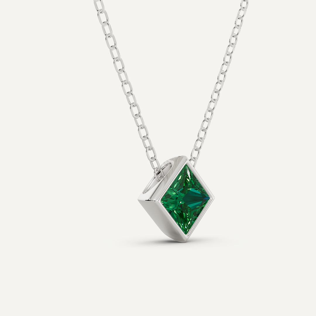 _roll_image@SKU:P245G-EMGP00500004W #metal_10k-white-gold+origin_lab-created