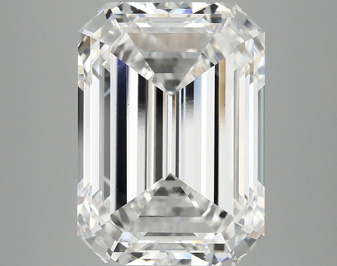 7.29 Carat Emerald Shaped Ideal Cut VS1 IGI Certified Lab Grown Diamond