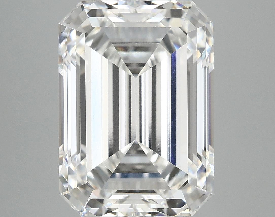 7.04 Carat Emerald Shaped Ideal Cut VS1 IGI Certified Lab Grown Diamond