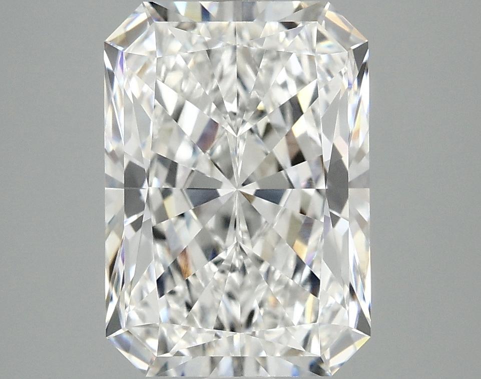 4.05 Carat Radiant Shaped Ideal Cut VVS2 IGI Certified Lab Grown Diamond