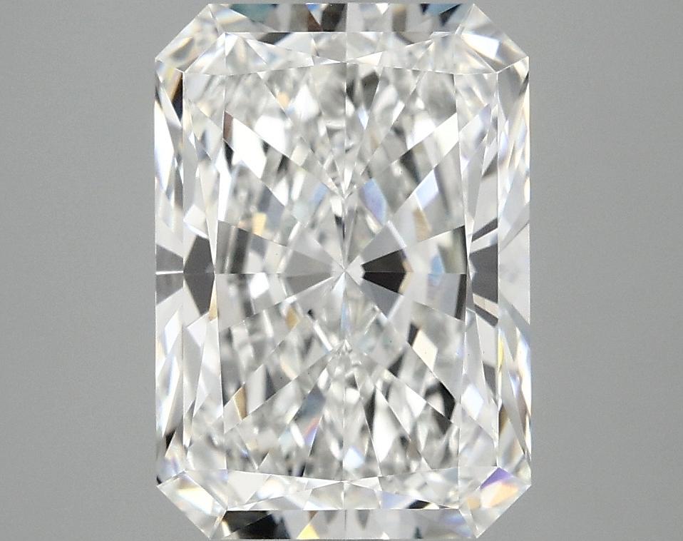3.95 Carat Radiant Shaped Ideal Cut VS1 IGI Certified Lab Grown Diamond