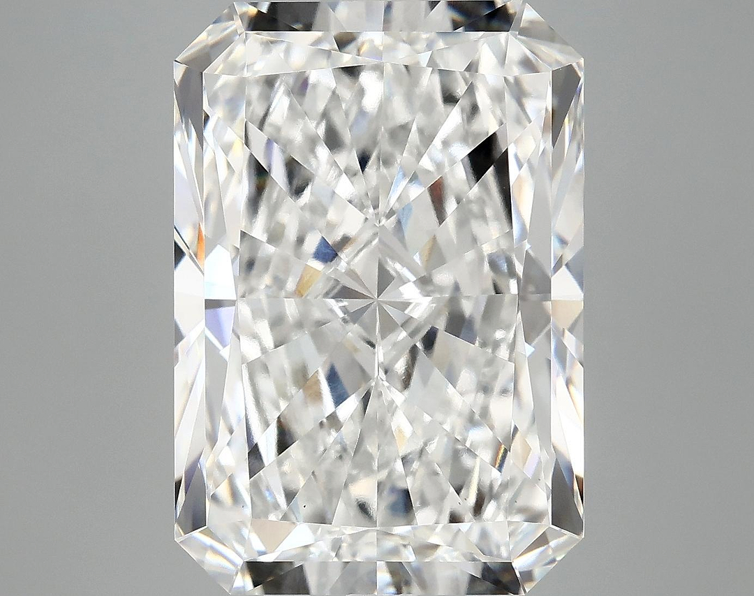 11.73 Carat Radiant Shaped Ideal Cut VS1 IGI Certified Lab Grown Diamond