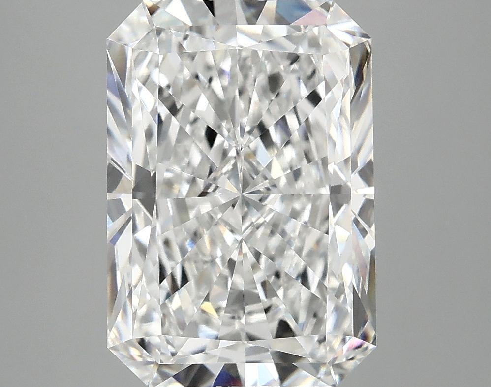 4.04 Carat Radiant Shaped Ideal Cut VVS2 IGI Certified Lab Grown Diamond