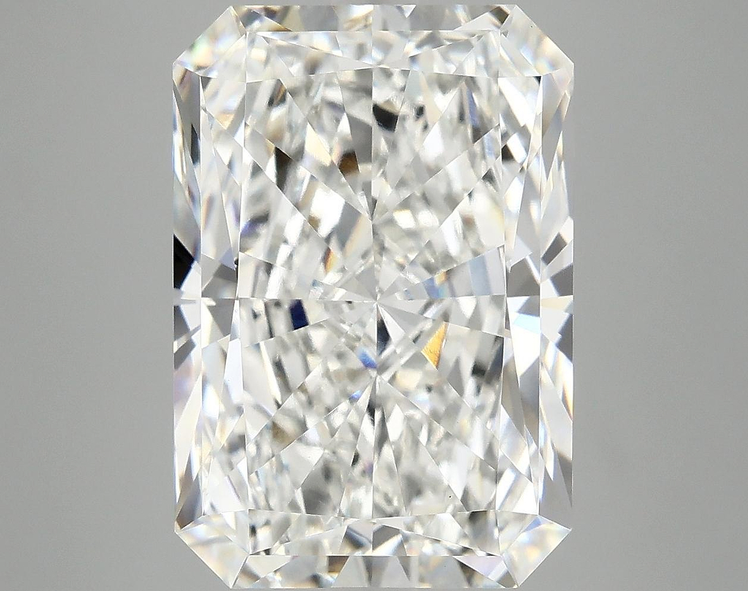 8.04 Carat Radiant Shaped Ideal Cut VVS2 IGI Certified Lab Grown Diamond