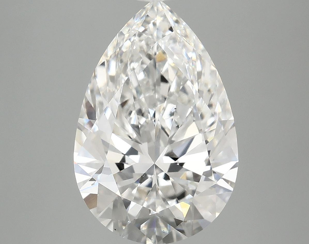4.03 Carat Pear Shaped Excellent Cut VS1 IGI Certified Lab Grown Diamond
