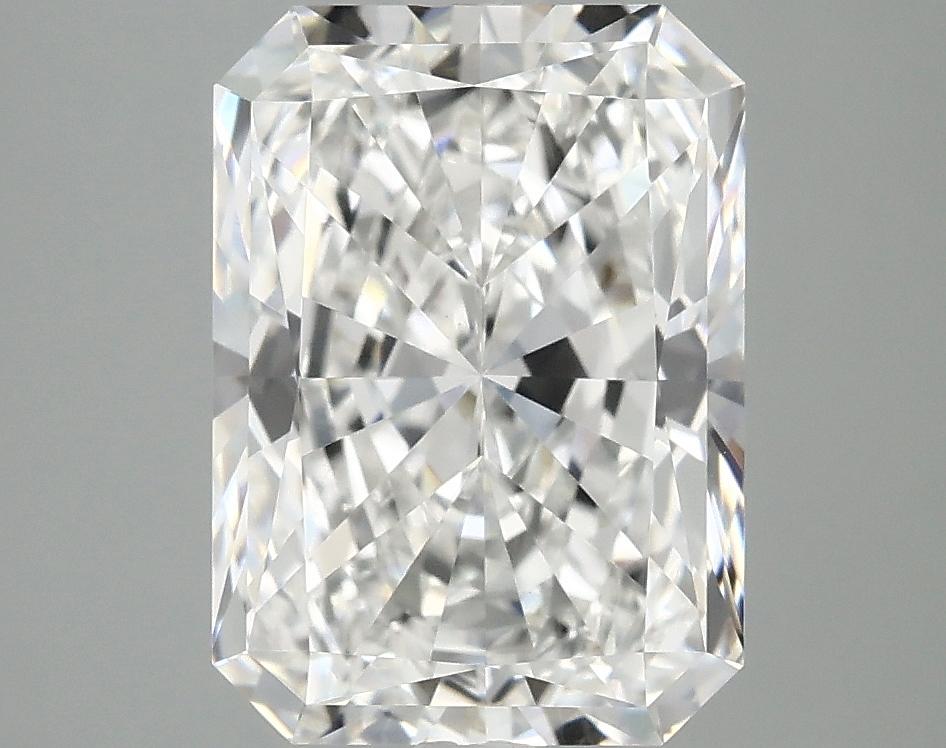 3.98 Carat Radiant Shaped Ideal Cut VVS2 IGI Certified Lab Grown Diamond