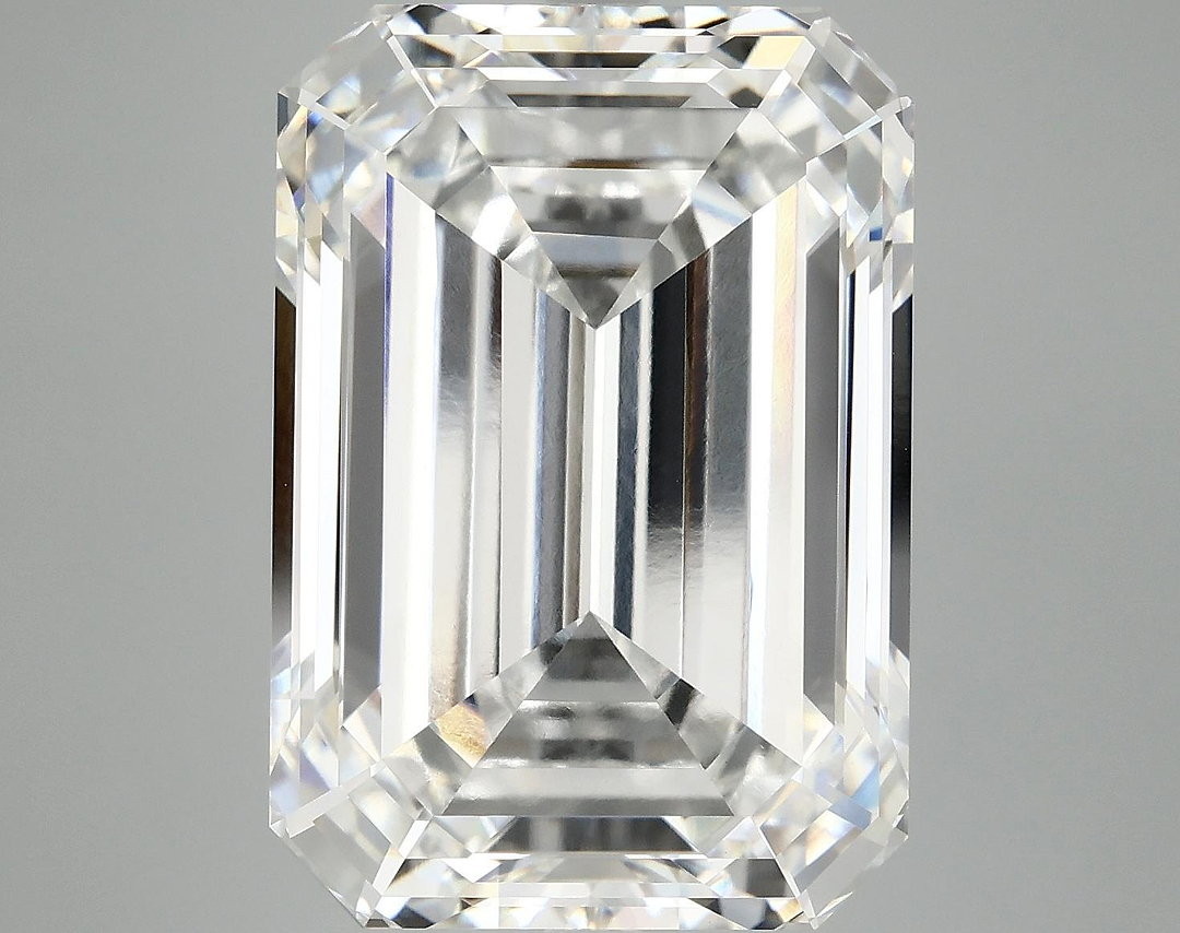15.69 Carat Emerald Shaped Ideal Cut VVS2 IGI Certified Lab Grown Diamond