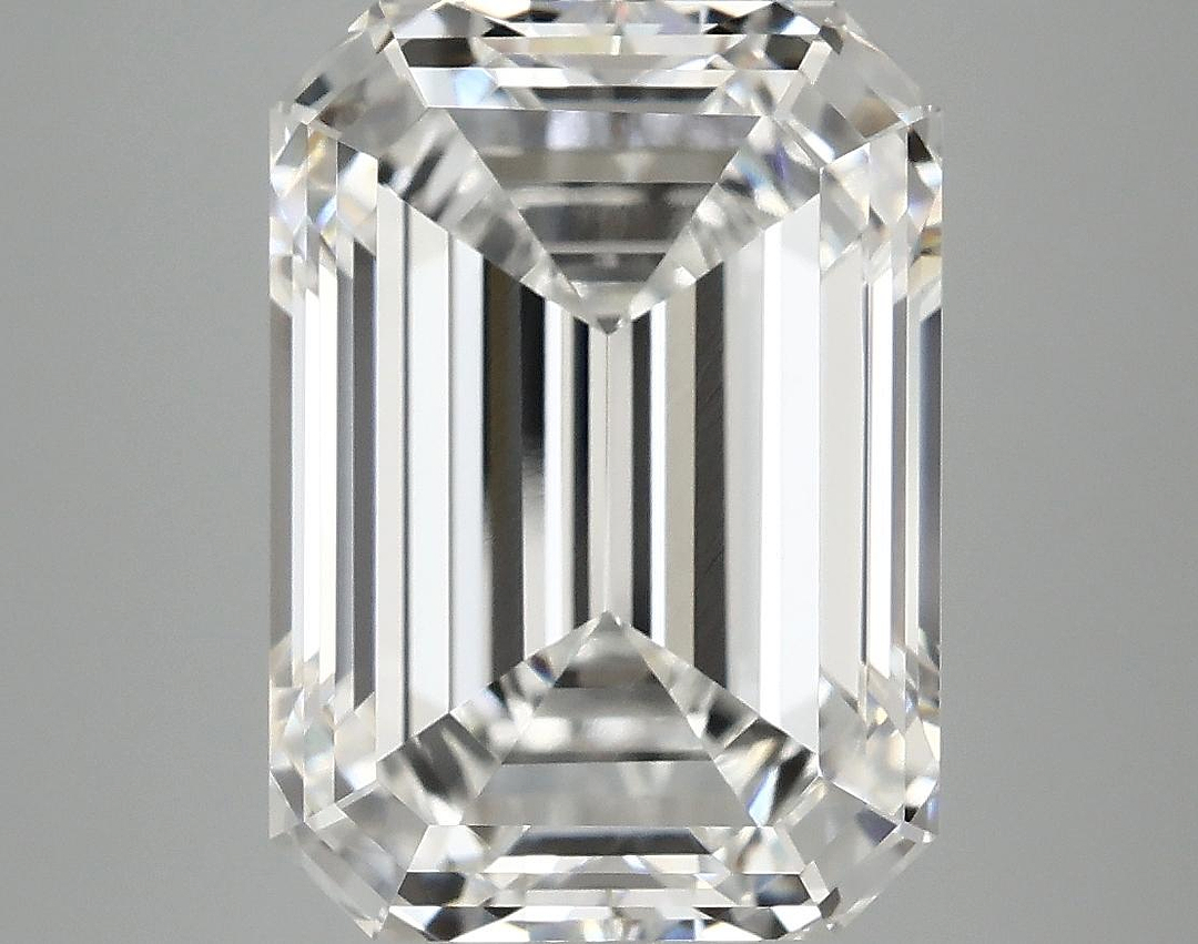 7.2 Carat Emerald Shaped Ideal Cut VVS2 IGI Certified Lab Grown Diamond